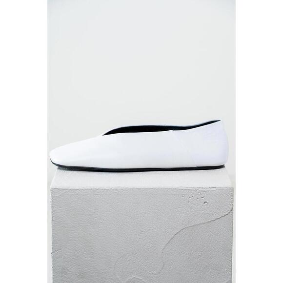 Jil Sander Asymmetric leather ballet flats - Picture 3 of 4